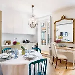 Residentas Aurea Appartement *
