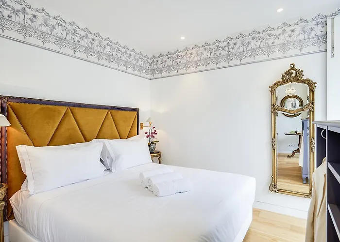 Residentas Aurea Apartment